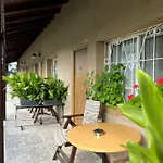 Hotel Lotus Family - Free Parking