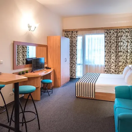 Hotell Lotus Family - Free Parking 3*