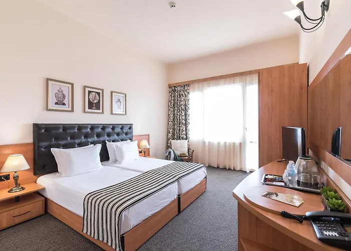 Lotus Family - Free Parking 3*