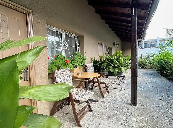 Otel Lotus Family - Free Parking 3*