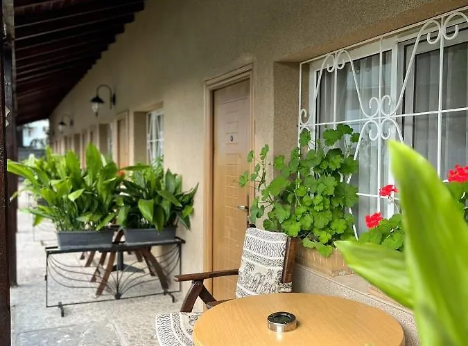 Otel Lotus Family - Free Parking