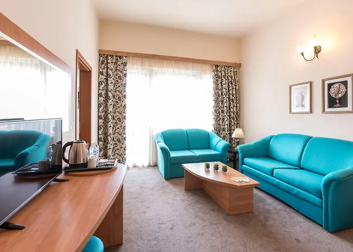 Otel Lotus Family - Free Parking 3*