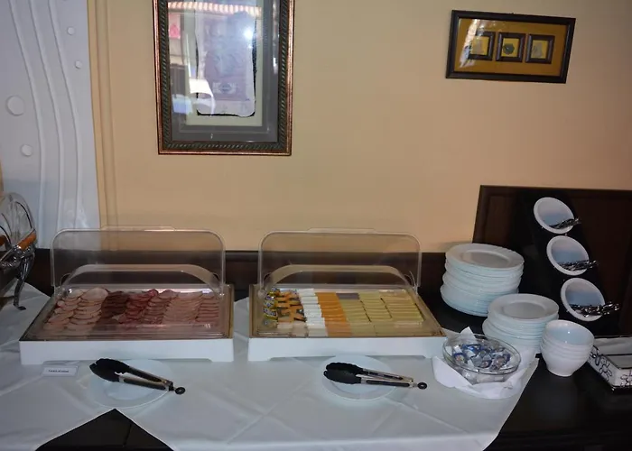 Otel Lotus Family - Free Parking Sunny Beach